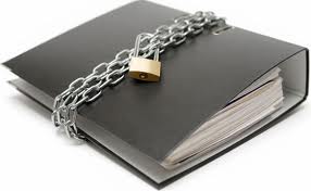 Chủ sở hữu bí mật kinh doanh không có quyền cấm người khác thực hiện các hành vi nào?